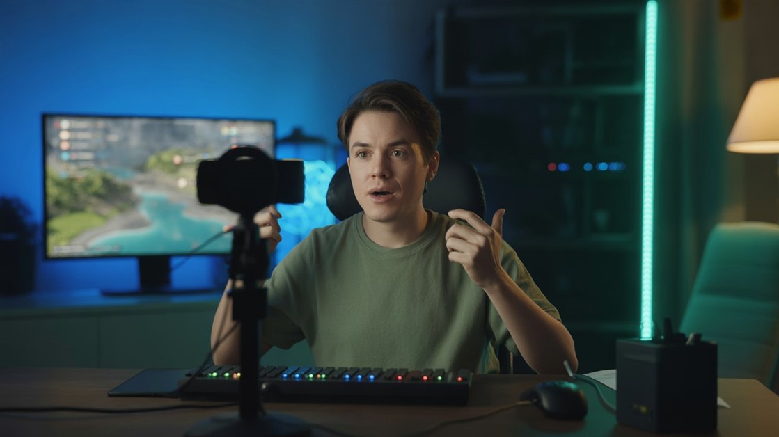 Best Webcams for Streamers with Bad Lighting